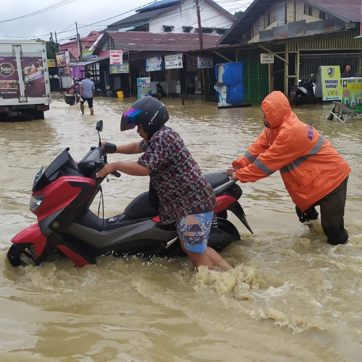 Sebanyak 137 Kejadian Bencana Alam Tercatat Sepanjang Juni 2021