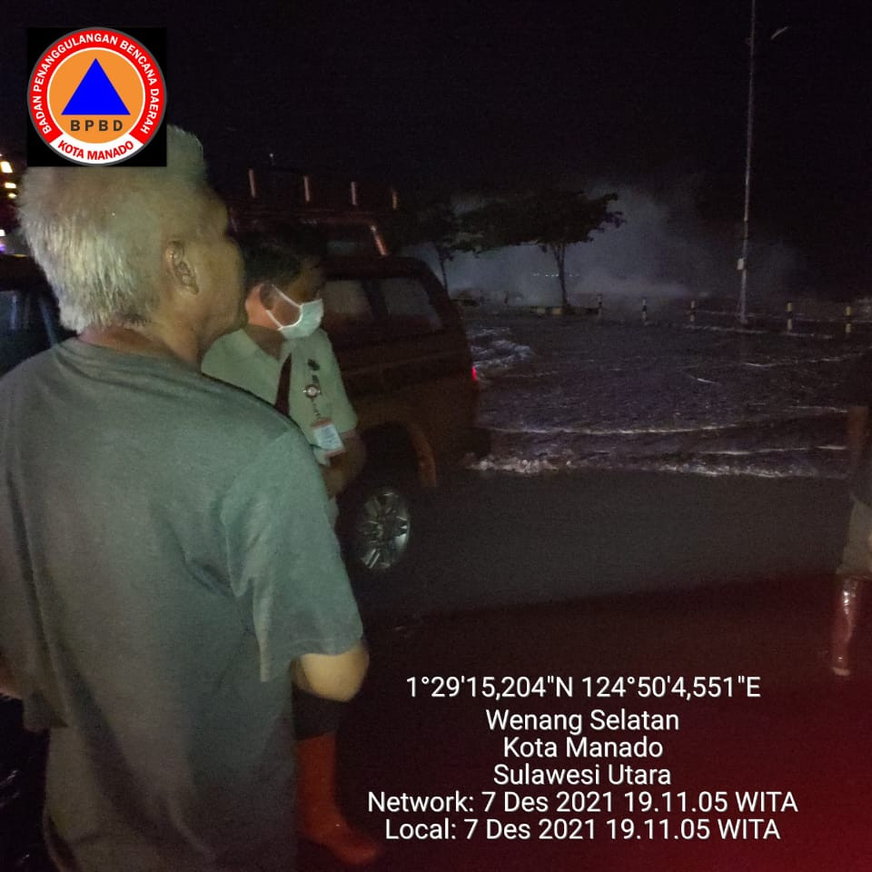 Banjir ROB Terjang Kota Manado