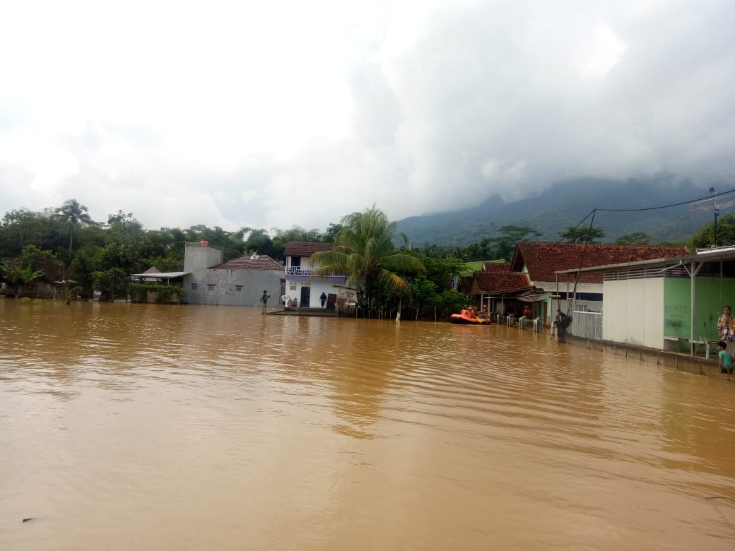 Banjir Desa Tanjungsari di Tasikmalaya Berangsur Surut