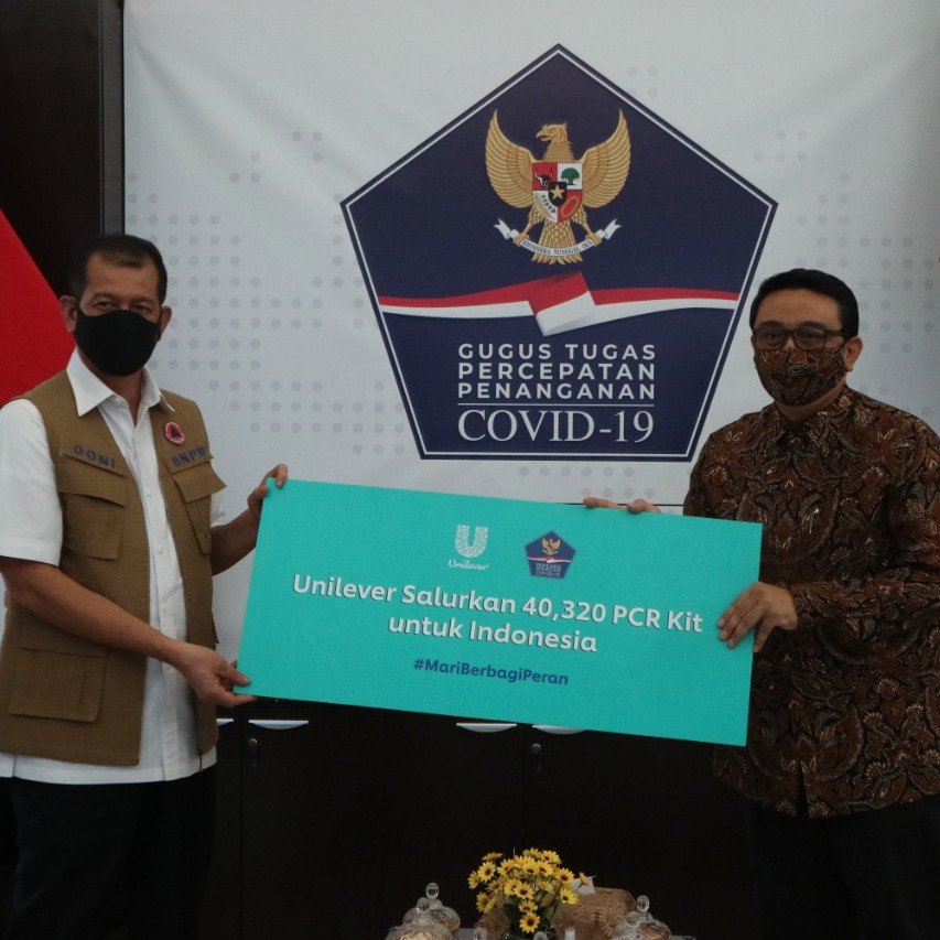 Unilever Indonesia Distribusikan Lebih dari 40.000 Alat Tes PCR Melalui Gugus Tugas Nasional