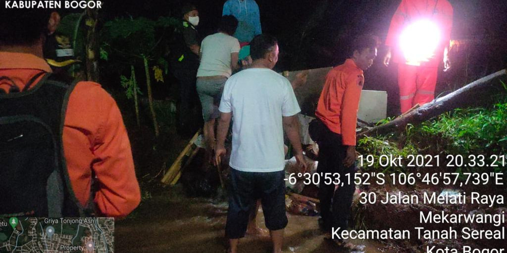 Tanggul Sungai Kemuning Jebol, 112 rumah Terendam Banjir di Kabupaten Bogor, Provinsi Jawa Barat