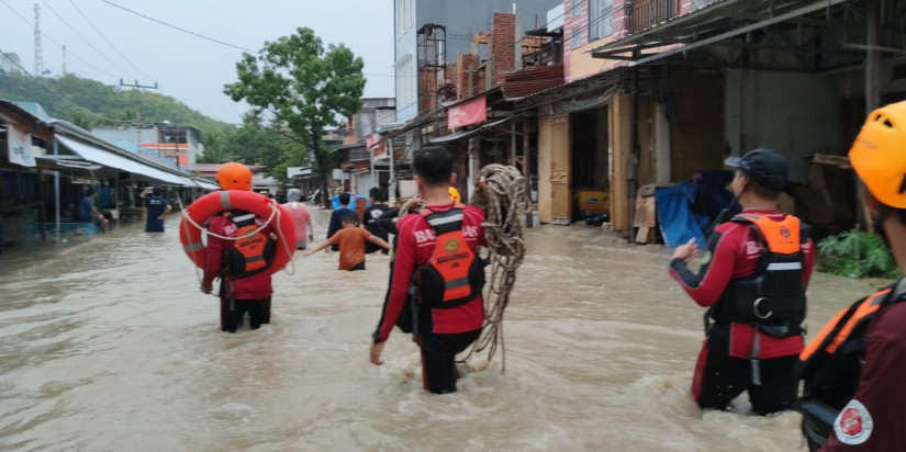 Sungai Saleppa Meluap, Rendam Tiga Kecamatan di Majene